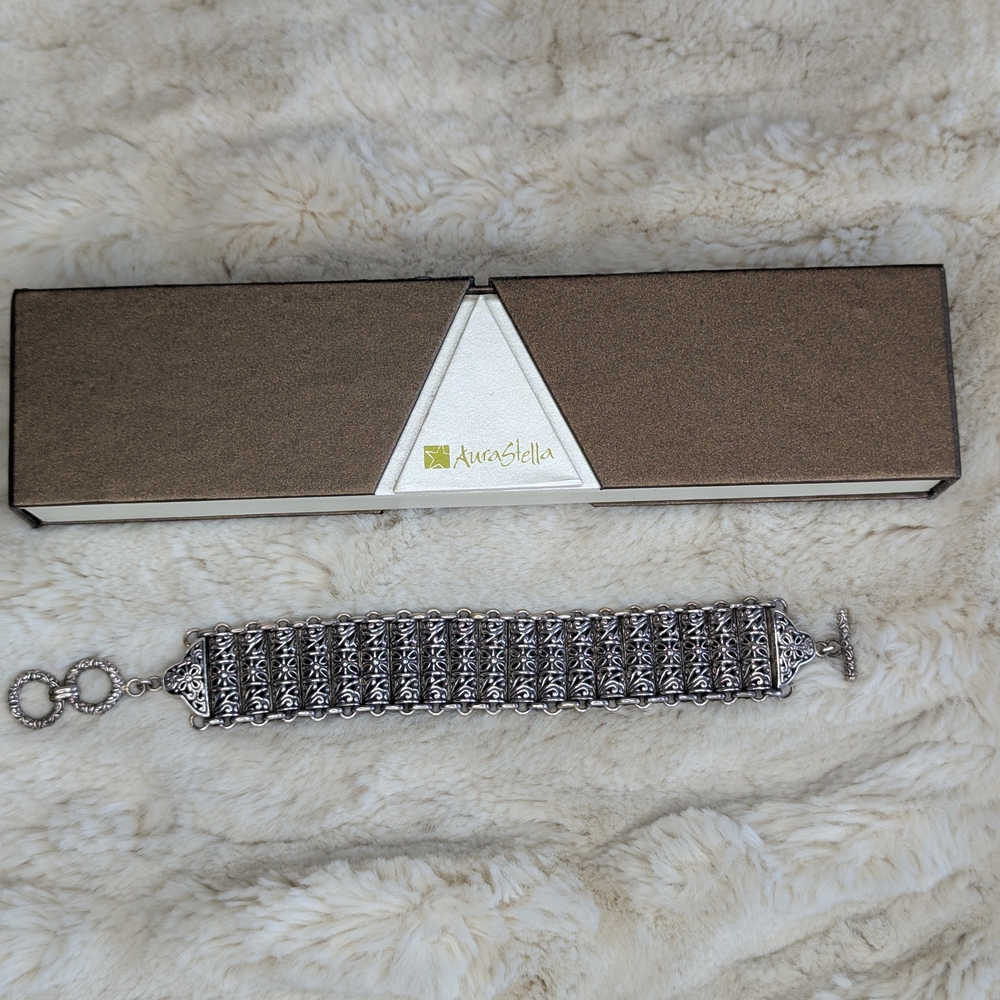 AuraStella Silver Bracelet with Box